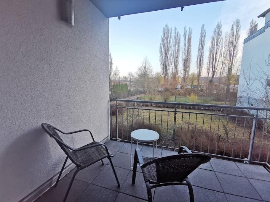 Schoene Und Ruhige Wohnung Direkt An Der Mosel Koblenz  Dış mekan fotoğraf